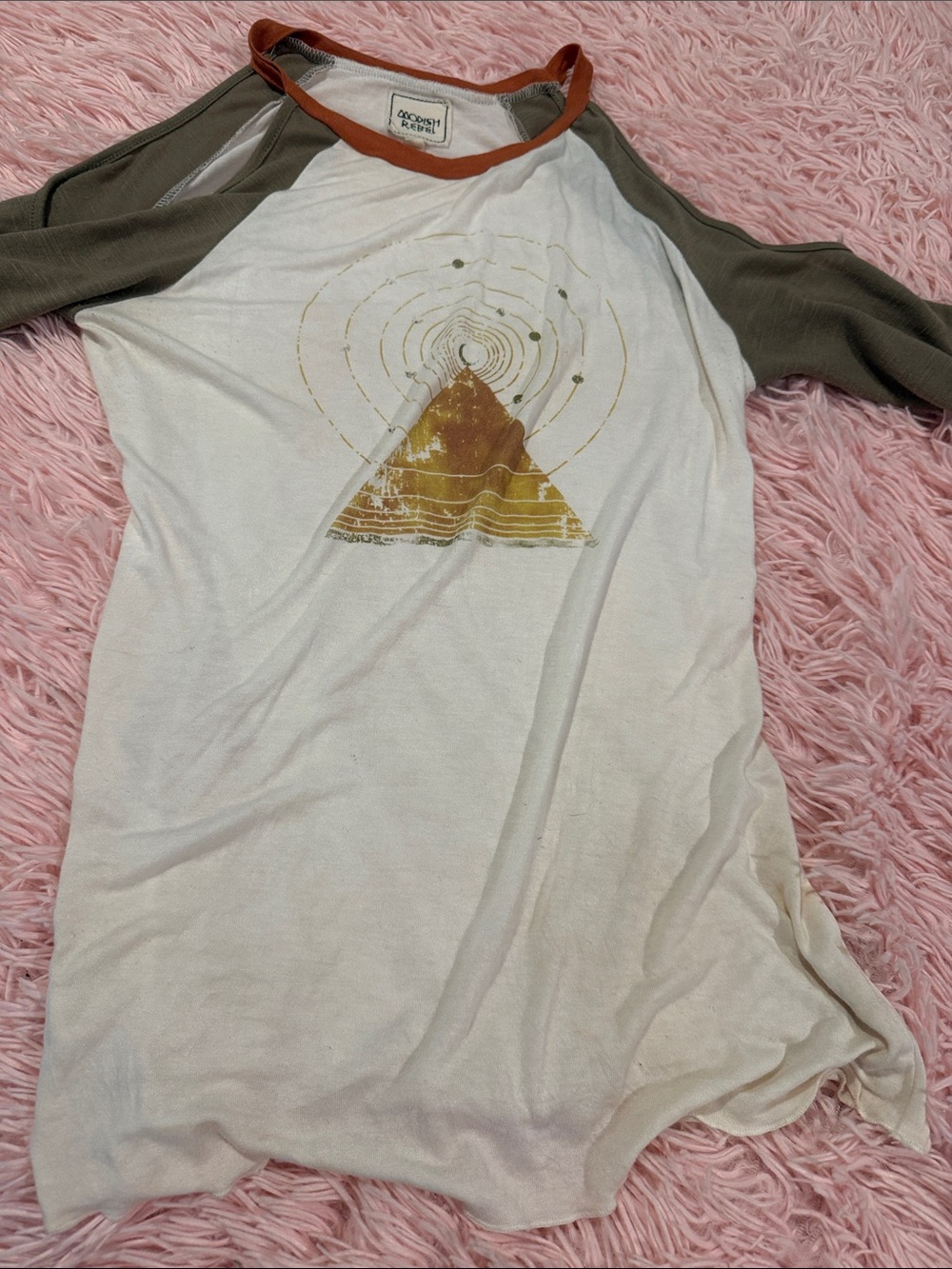 Graphic Raglan Tee with Mountain Print